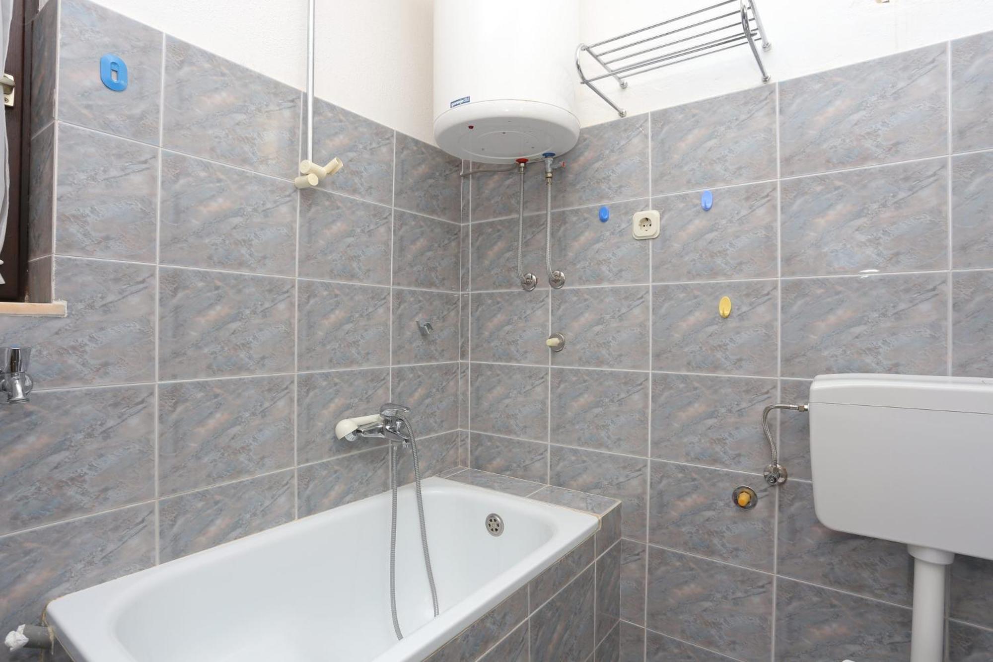 Apartments By The Sea Baska Voda, Makarska - 300 المظهر الخارجي الصورة
