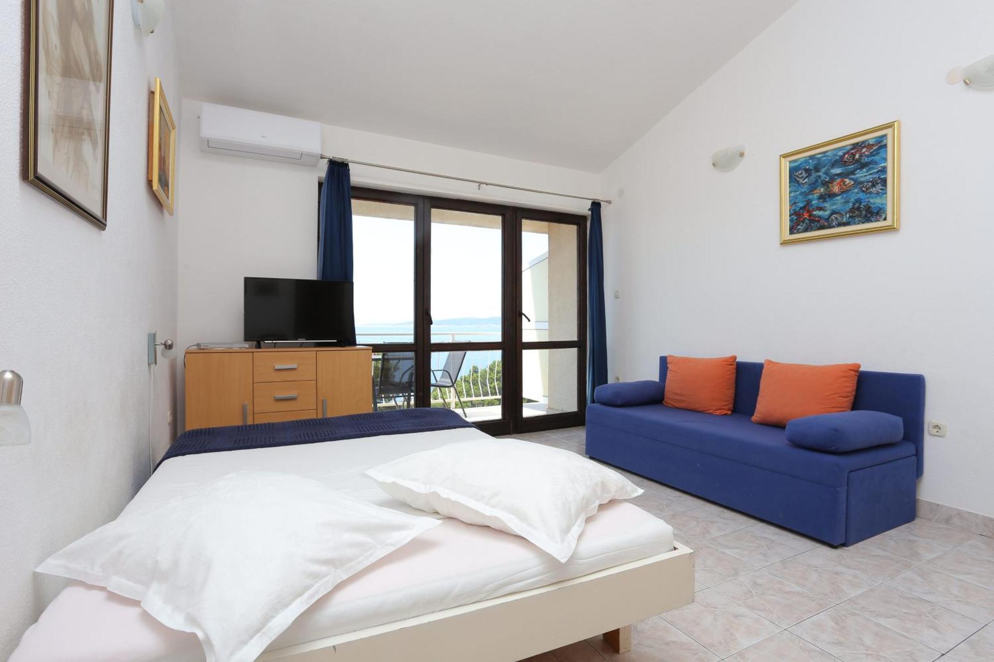 Apartments By The Sea Baska Voda, Makarska - 300 الغرفة الصورة