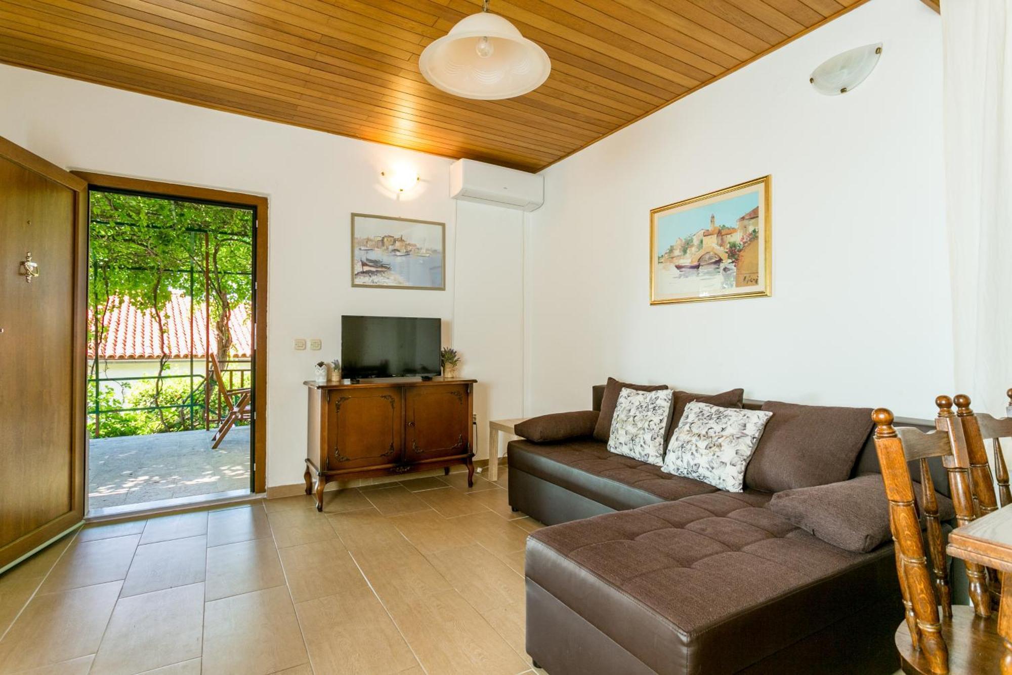 Apartments By The Sea Baska Voda, Makarska - 300 المظهر الخارجي الصورة