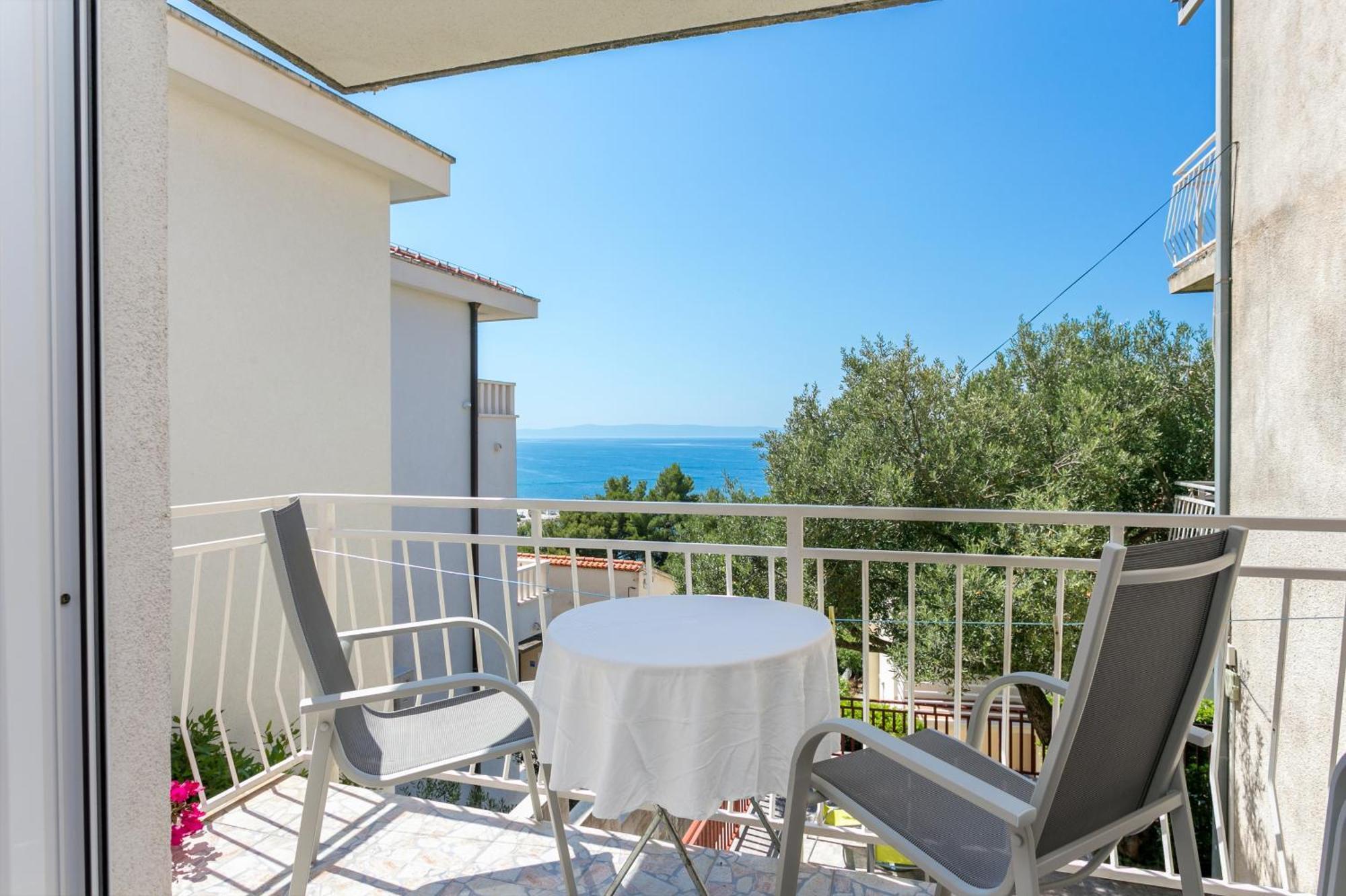 Apartments By The Sea Baska Voda, Makarska - 300 المظهر الخارجي الصورة